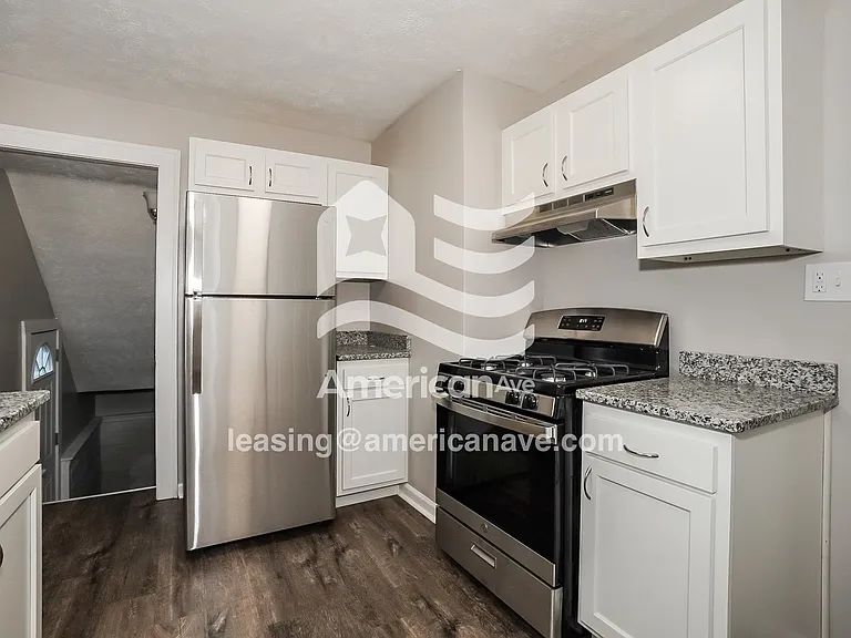1064421_004_wm_-_kitchen_13183912.jpg