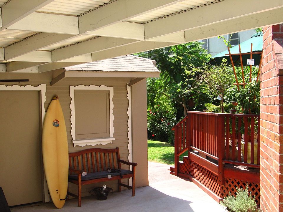 Artist's Studio/ Potential Unit for Rent