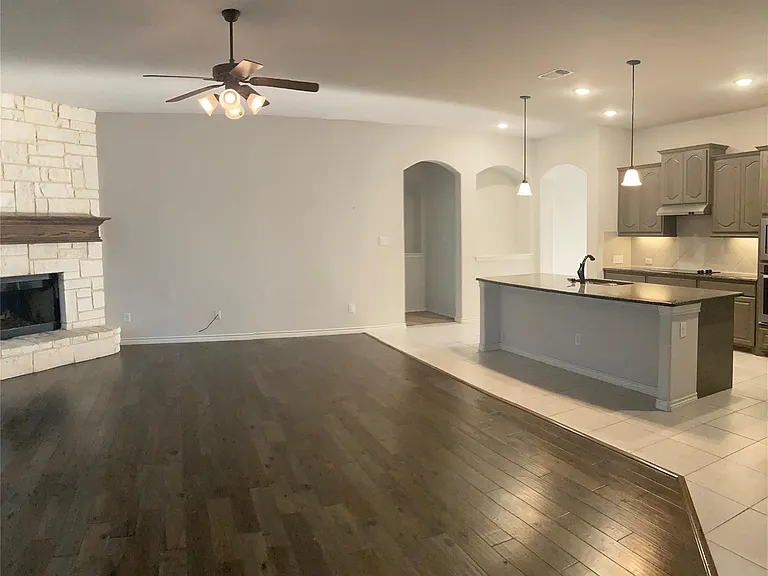 1566 Country Crest Dr — Photo 7