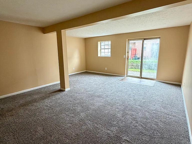 190 Dell St #3 — Photo 16