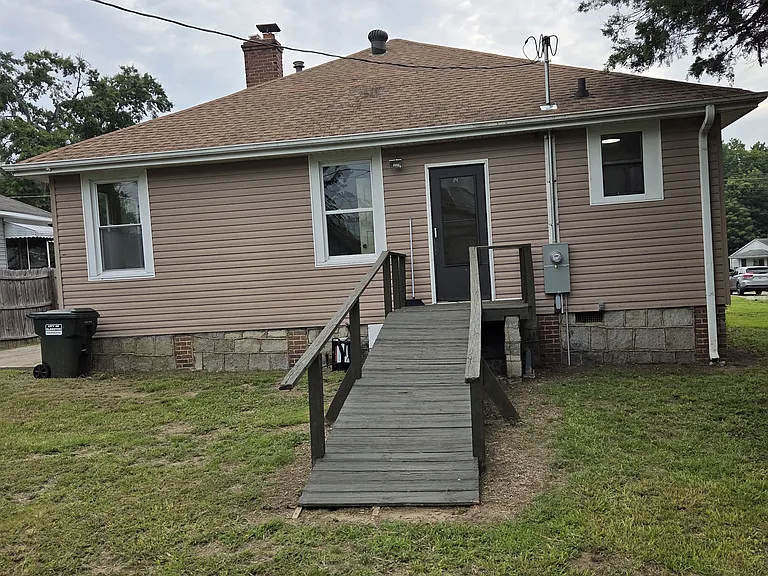 211 Snyder Ave — Photo 17