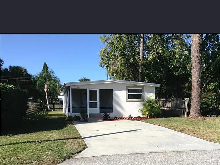 501 Orange Grove Ave S — Photo 1