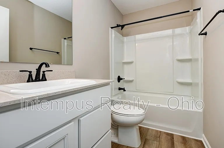 1003 Beehive Grv — Photo 26