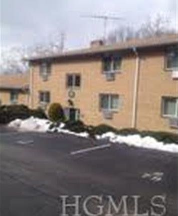 2nd image of 15 Scenic Dr #15U