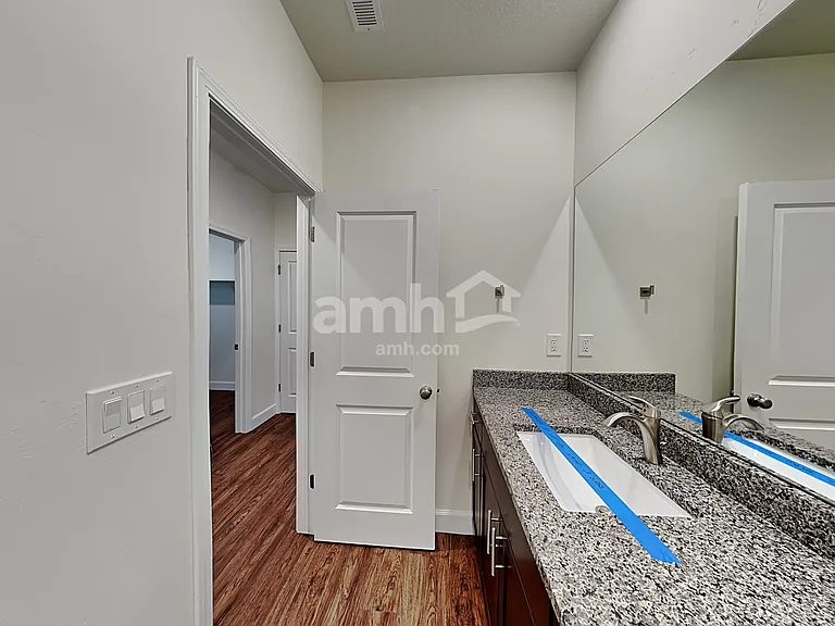2403 E Surry Way — Photo 20