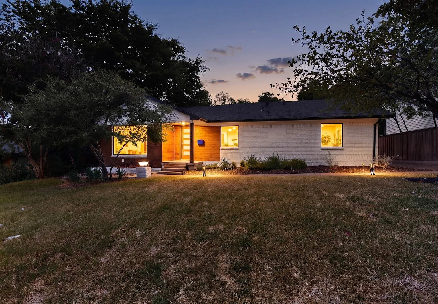 3 bed, 3.0 bath, 1757 sqft, $3,000 — Photo 1