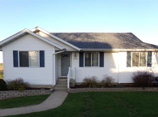 304 N Adams St, Andrew, IA 52030