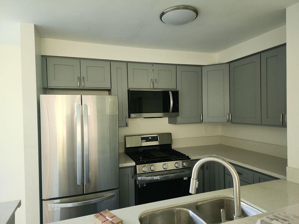 1st image of 4405 Matilija Ave APT 6