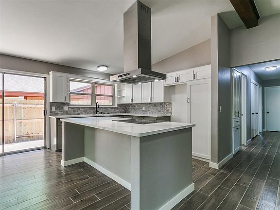 5th image of 6720 Tall Oaks Dr