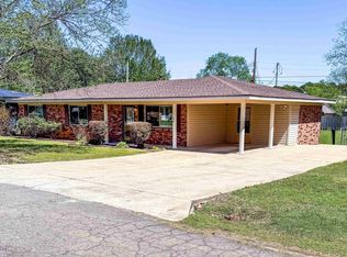 1104 Locust St, Beebe, AR 72012