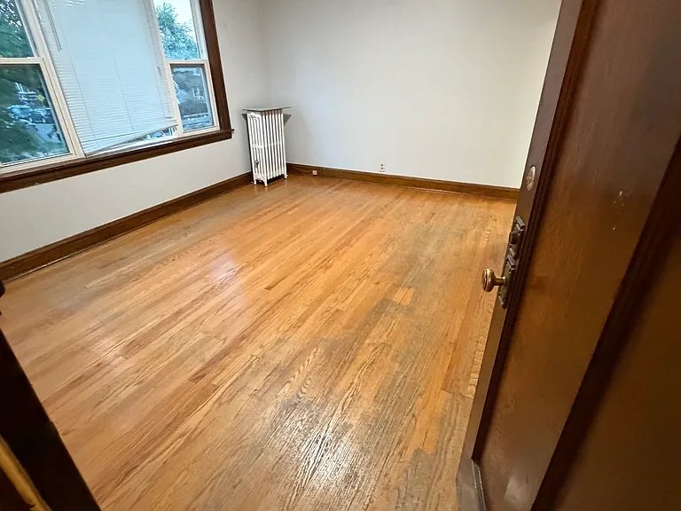5424 W Wellington Ave #2 — Photo 1