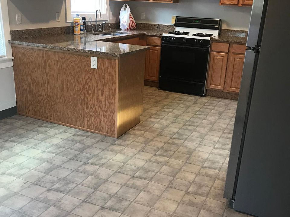 2nd image of 2216 65th Ave