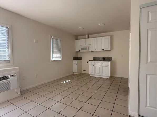 1127 Magnolia Ave APT 10, Long Beach, CA 90813