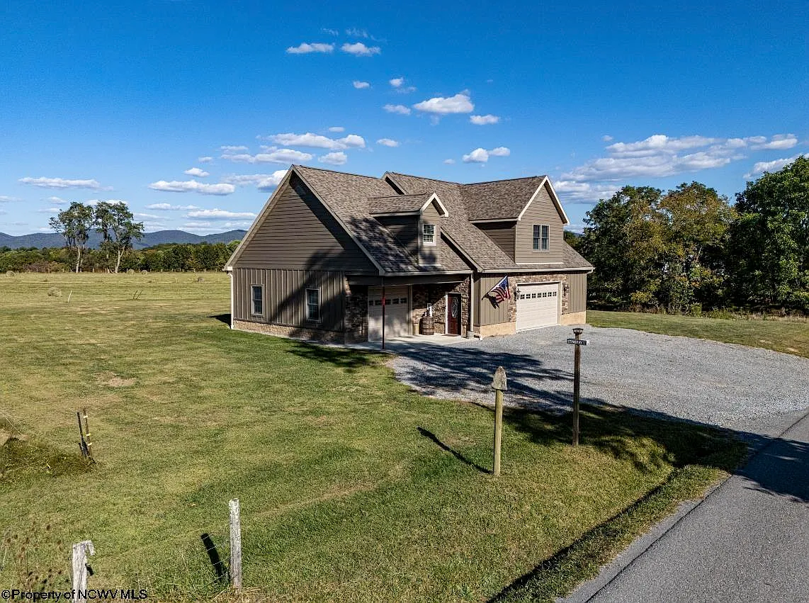 1586 Vannoys Mill Rd photo 1