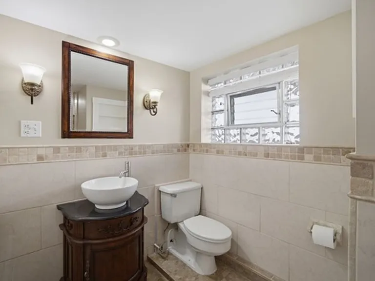 455 S Northwest Hwy #B — Photo 4
