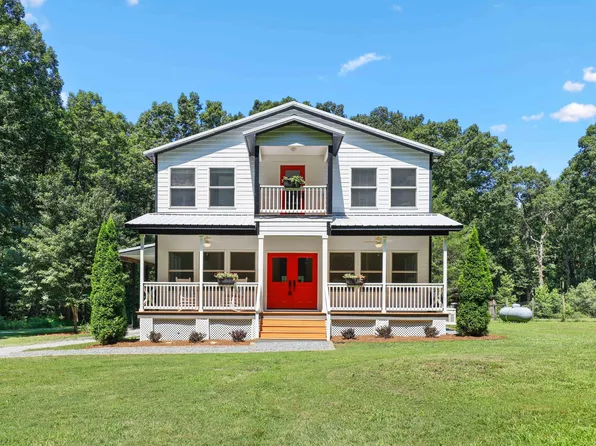 33 Holly Run, Pittsboro, NC 27312