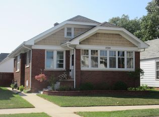2328 Saint Clair St, Racine, WI 53402