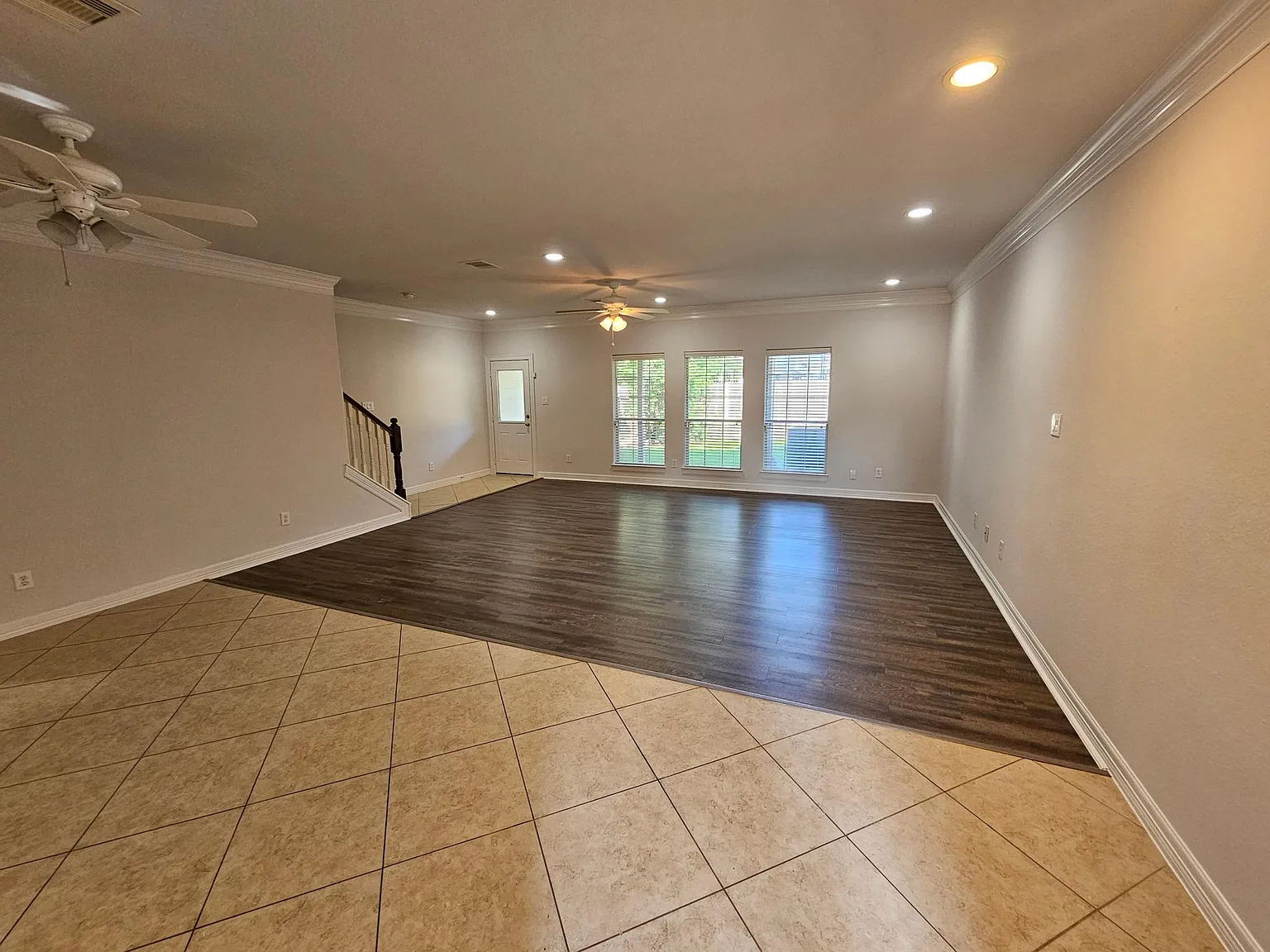 547 Birdsong Dr — Photo 3