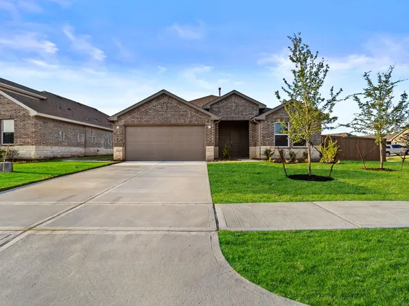 240 Ice Shore Trl, Dayton, TX 77535