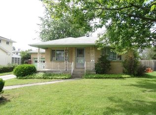 136 Huntleigh Cir, Amherst, NY 14226