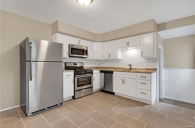 1st image of 3564 Norman Ave