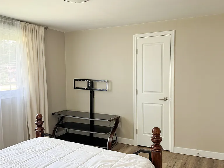 5430 Brainard Rd — Photo 25