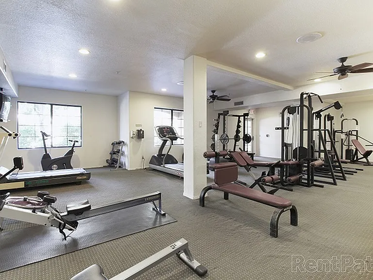 5302 E Van Buren St — Photo 23