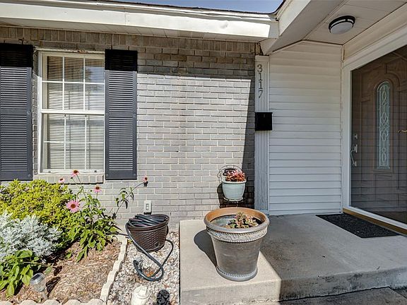 3rd image of 3117 Pamela Dr