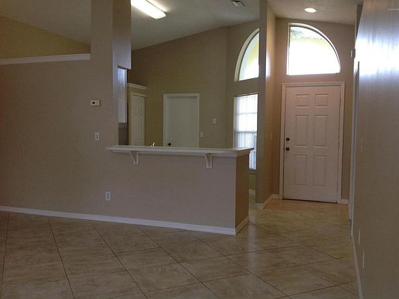 4th image of 334 Las Olas Dr
