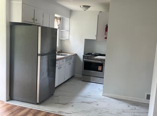 251 Maple Ave APT D, South Bound Brook, NJ 08880