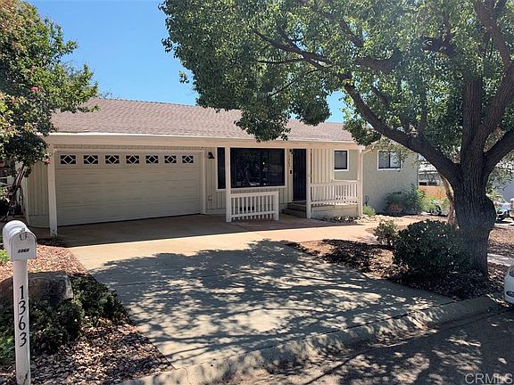 5th image of 1363 Pepper Villa Dr