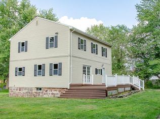 99 Somers Rd, East Longmeadow, MA 01028