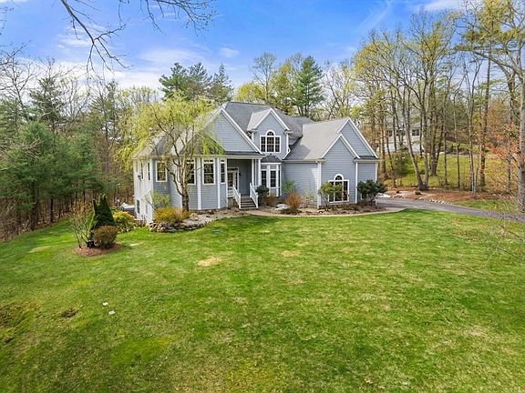 3rd image of 22 Mystic Valley Ln