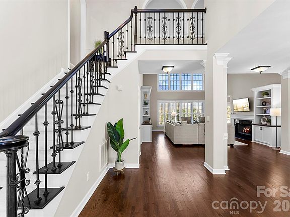 3rd image of 14533 Westgreen Dr