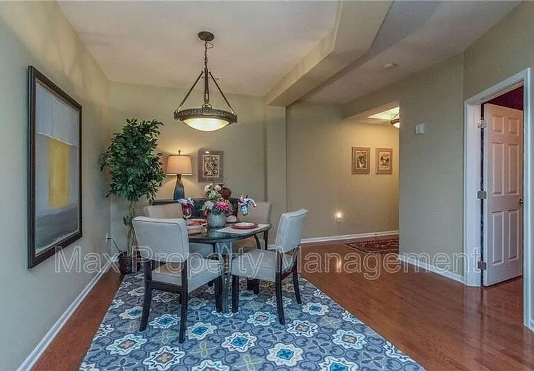 3031 Grand Ave #104 — Photo 3