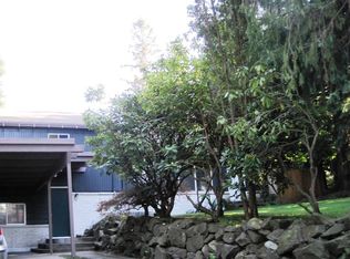 721 N 201st St, Seattle, WA 98133