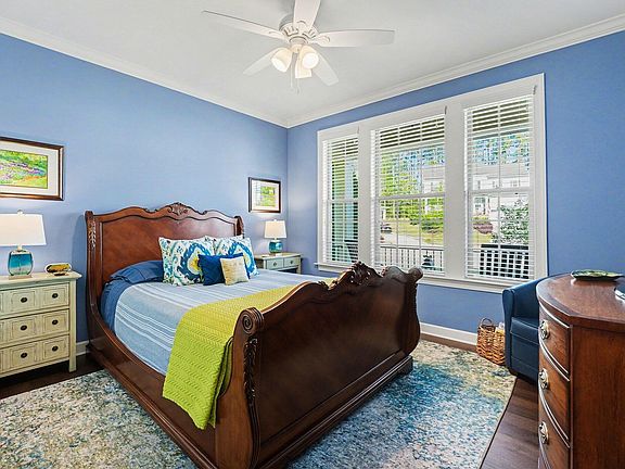 5th image of 811 King Lake Ct