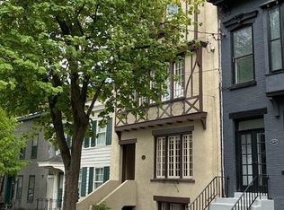 140 Chestnut St, Albany, NY 12210