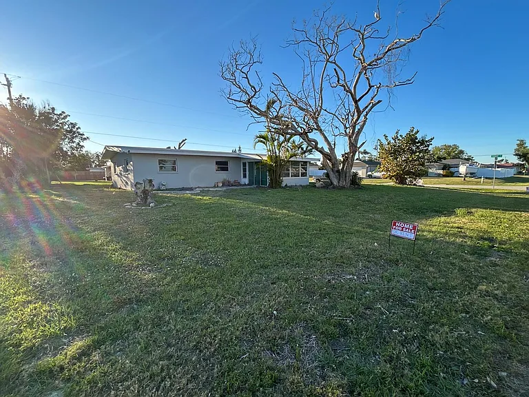 368 Tihami Rd — Photo 12