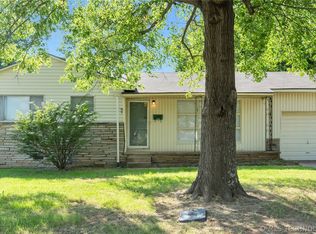 1124 N Maple Ave, Sand Springs, OK 74063