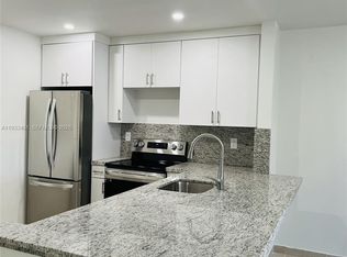 7820 Camino Real #J-318, Miami, FL 33143