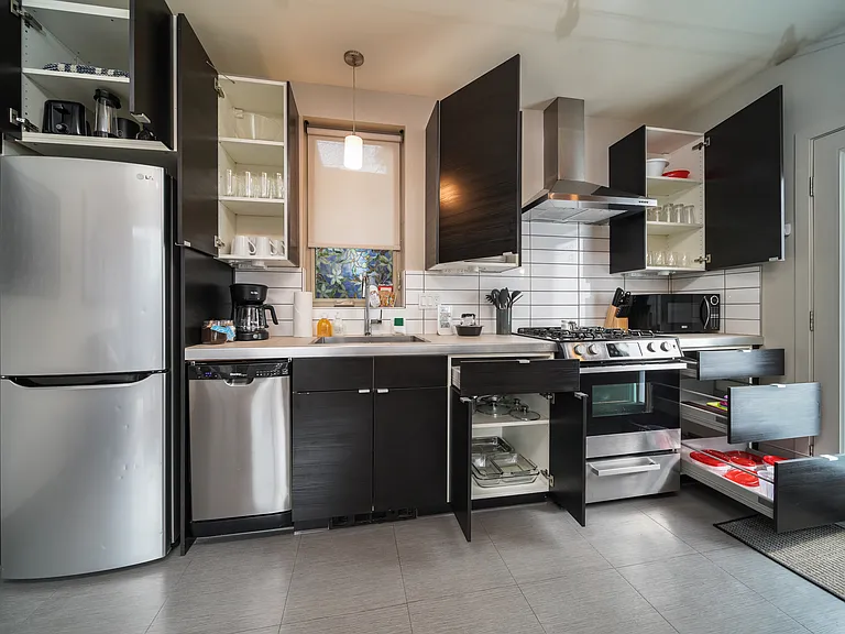 2319 SE Belmont St #2319B — Photo 15