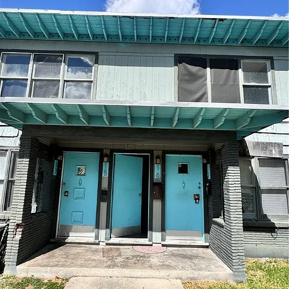 3120 Santa Fe St #16 — Photo 1