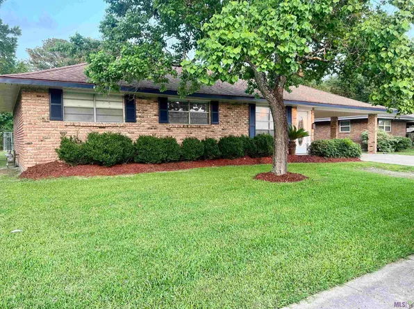5840 E Grand Ct, Baton Rouge, LA 70812