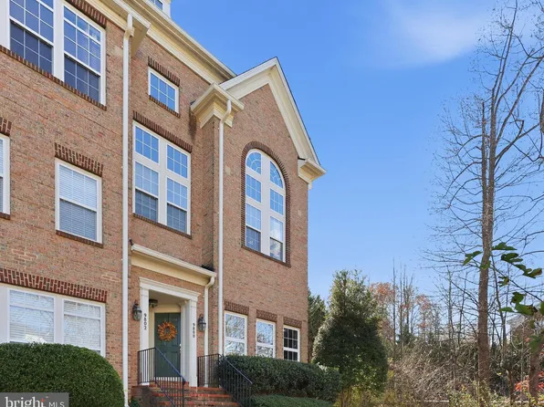 9800 Pickens Pl, Manassas Park, VA 20111