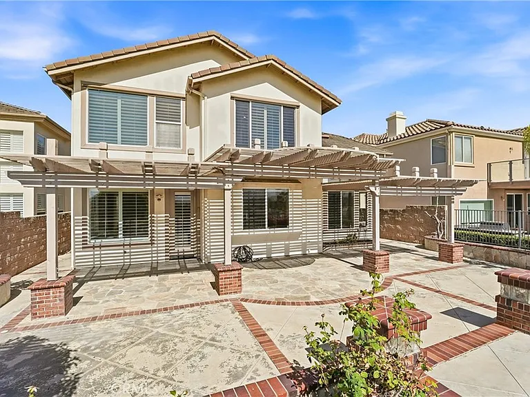 2536 Brennen Way — Photo 33
