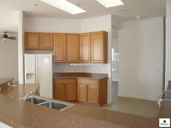 5th image of 636 Volterra Blvd
