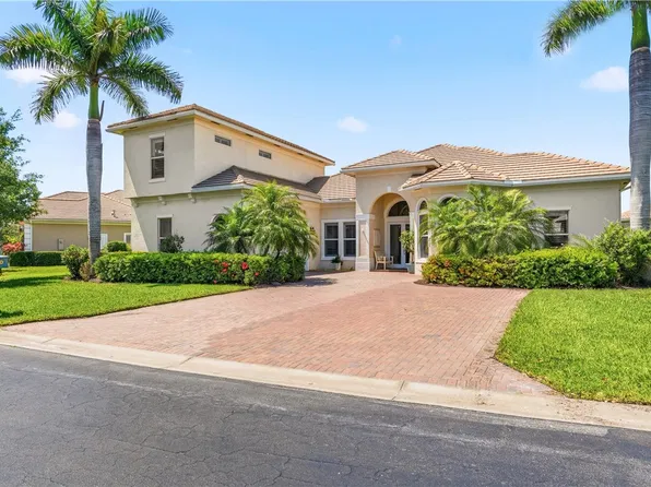 1070 River Wind Cir, Vero Beach, FL 32967