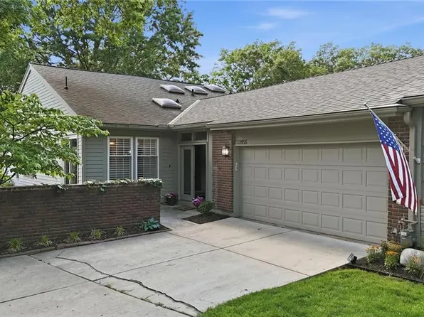 12856 Cambridge Ter, Leawood, KS 66209