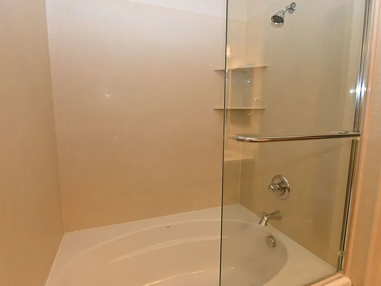 6543 Tralee Village Dr — Photo 31